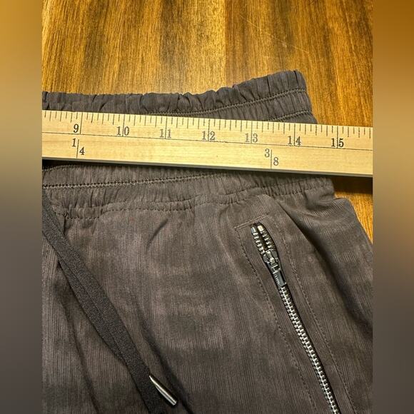 Athleta Camden Printed Jogger size 4 EUC - Picture 3 of 6